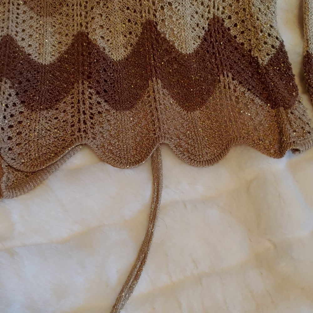 Sweater - Picture 5 of 8